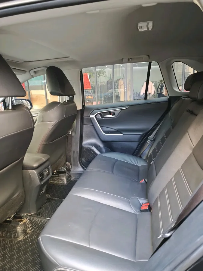 2022 Toyota RAV4 2.0L 171HP L4 CVT,autocango,china used car exporter,china ev exporter,chinese used car exporter,chinese used ev exporter