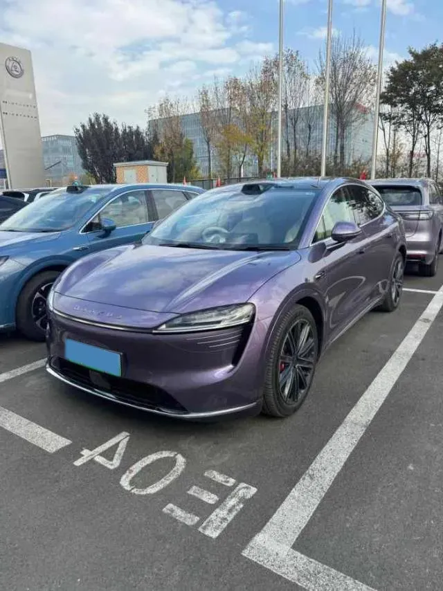 2025 Luxeed R7 REEV 156HP REEV,autocango,china used car exporter,china ev exporter,chinese used car exporter,chinese used ev exporter