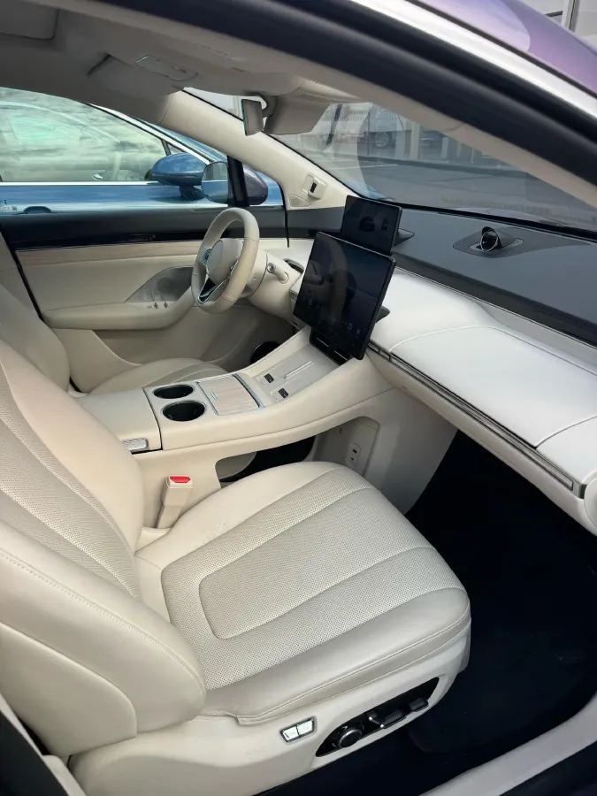 2025 Luxeed R7 REEV 156HP REEV,autocango,china used car exporter,china ev exporter,chinese used car exporter,chinese used ev exporter