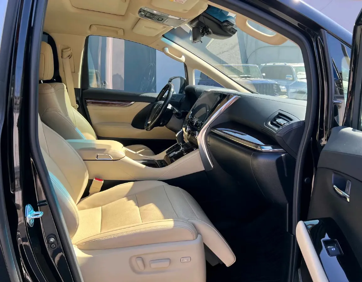 2020 Toyota Alphard 2.5L 117HP L4 E-CVT Hybrid,autocango,china used car exporter,china ev exporter,chinese used car exporter,chinese used ev exporter