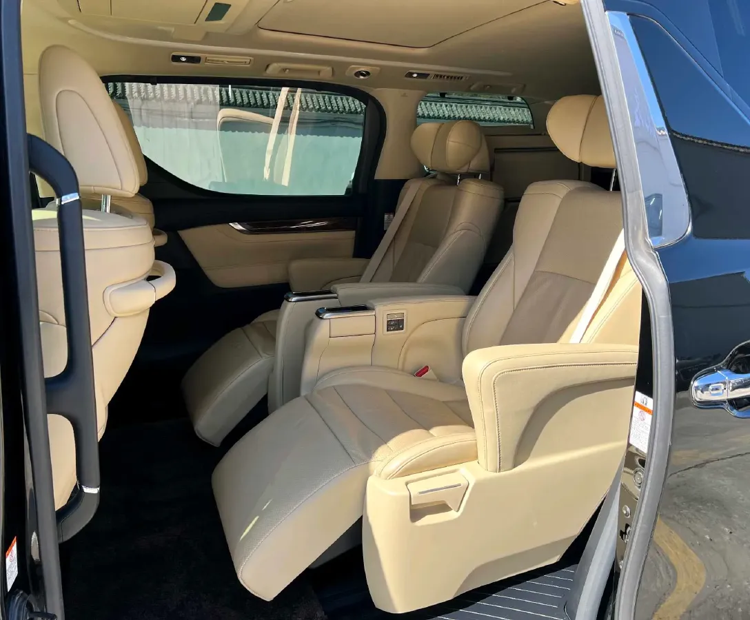 2020 Toyota Alphard 2.5L 117HP L4 E-CVT Hybrid,autocango,china used car exporter,china ev exporter,chinese used car exporter,chinese used ev exporter