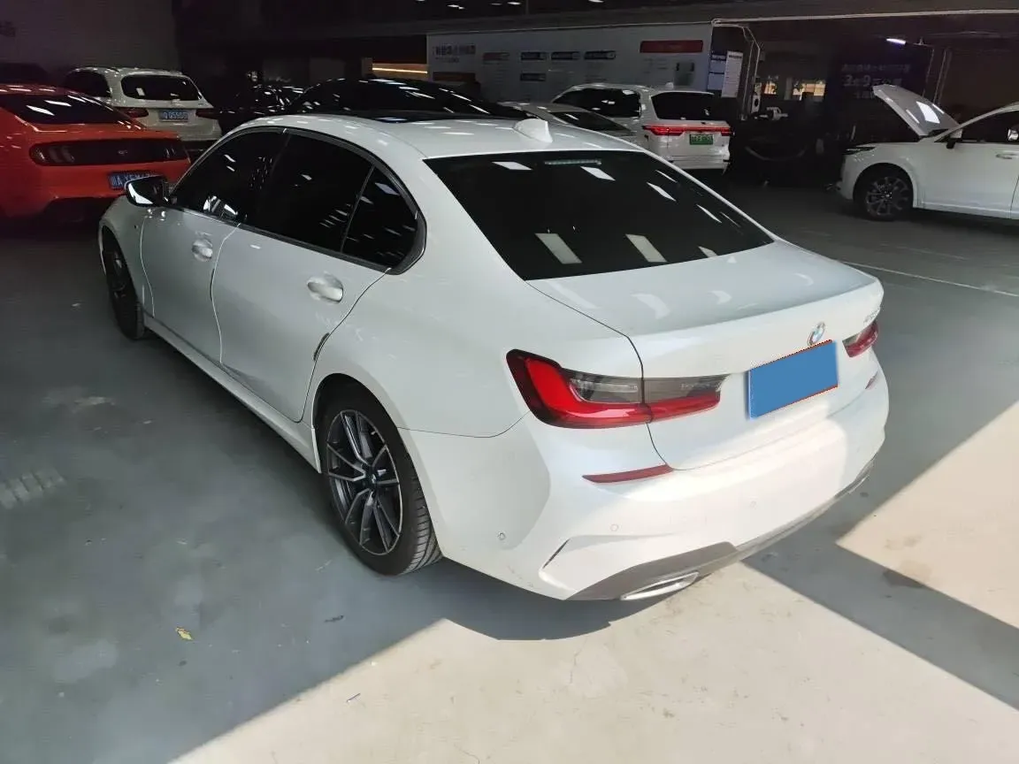2021 BMW 3 Series 2.0T 184HP L4 8AT,autocango,china used car exporter,china ev exporter,chinese used car exporter,chinese used ev exporter