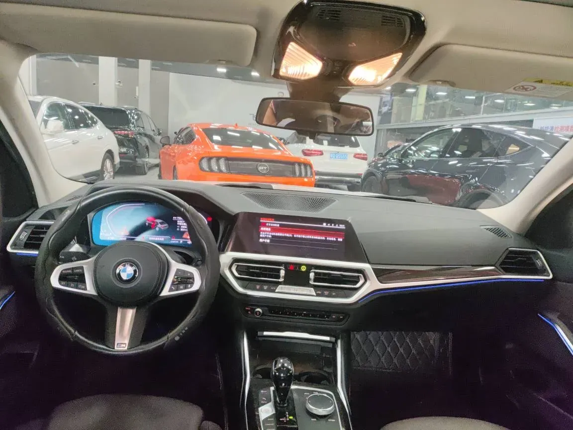 2021 BMW 3 Series 2.0T 184HP L4 8AT,autocango,china used car exporter,china ev exporter,chinese used car exporter,chinese used ev exporter