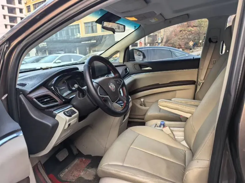 2022 Buick GL8 2.0T 237HP L4 9AT,autocango,china used car exporter,china ev exporter,chinese used car exporter,chinese used ev exporter