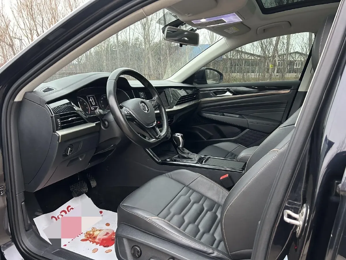 2019 Skoda Kodiak 2.0T 186HP L4 7DCT,autocango,china used car exporter,china ev exporter,chinese used car exporter,chinese used ev exporter