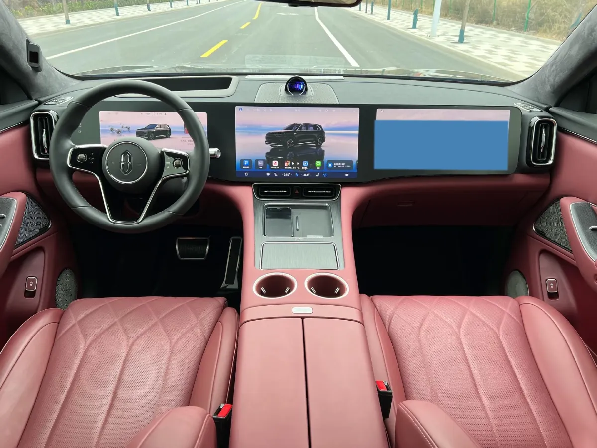 2025 AITO AITO M8 REEV 160HP REEV 53.4KWH,autocango,china used car exporter,china ev exporter,chinese used car exporter,chinese used ev exporter