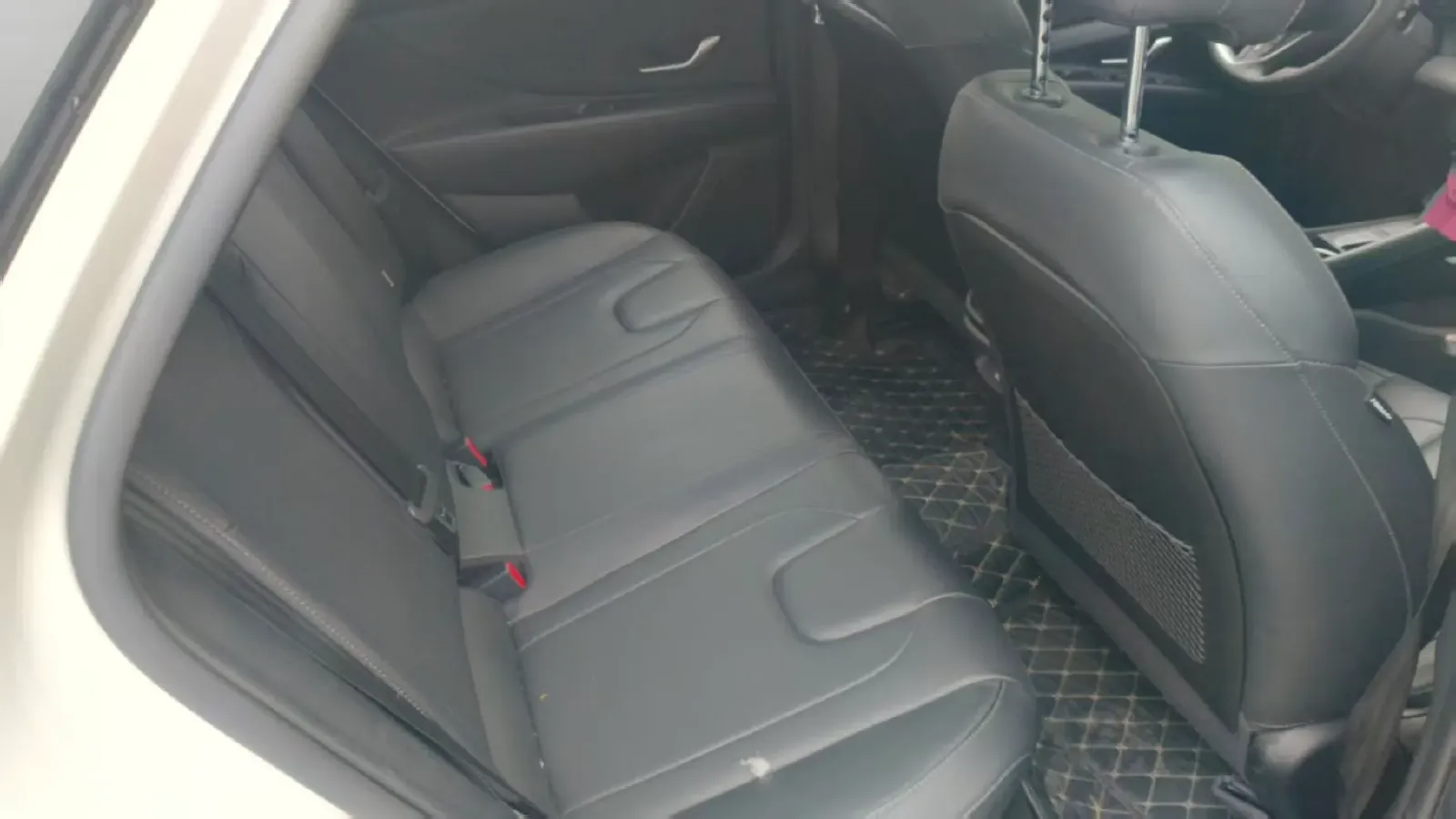 2022 Hyundai Elantra 1.5L 115HP L4 CVT,autocango,china used car exporter,china ev exporter,chinese used car exporter,chinese used ev exporter