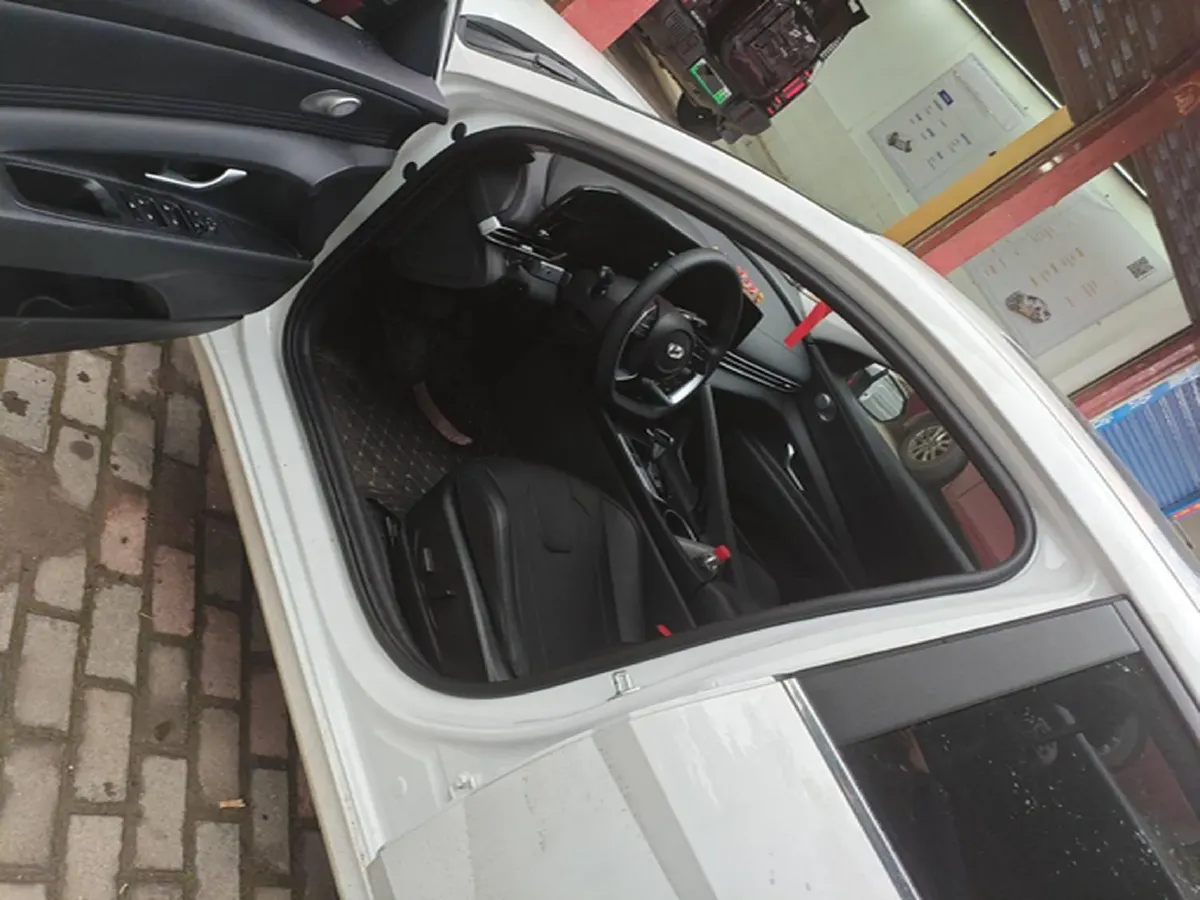 2022 Hyundai Elantra 1.5L 115HP L4 CVT,autocango,china used car exporter,china ev exporter,chinese used car exporter,chinese used ev exporter