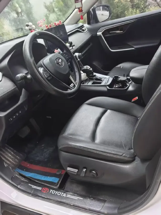 2023 Toyota RAV4 2.0L 171HP L4 CVT,autocango,china used car exporter,china ev exporter,chinese used car exporter,chinese used ev exporter