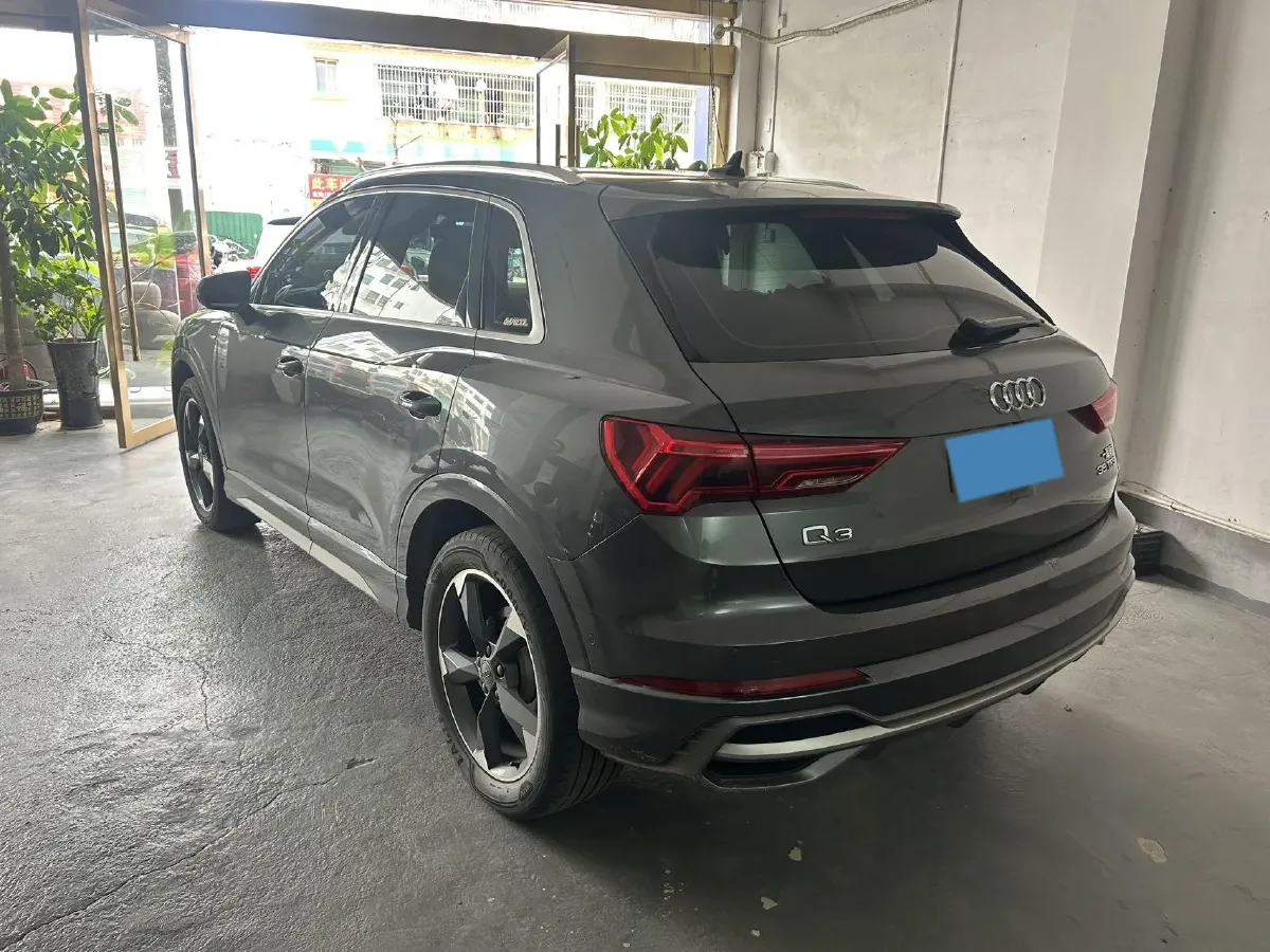 2021 Audi Q3 1.4T 150HP L4 7DCT,autocango,china used car exporter,china ev exporter,chinese used car exporter,chinese used ev exporter
