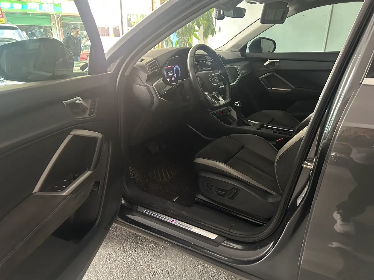 2021 Audi Q3 1.4T 150HP L4 7DCT,autocango,china used car exporter,china ev exporter,chinese used car exporter,chinese used ev exporter