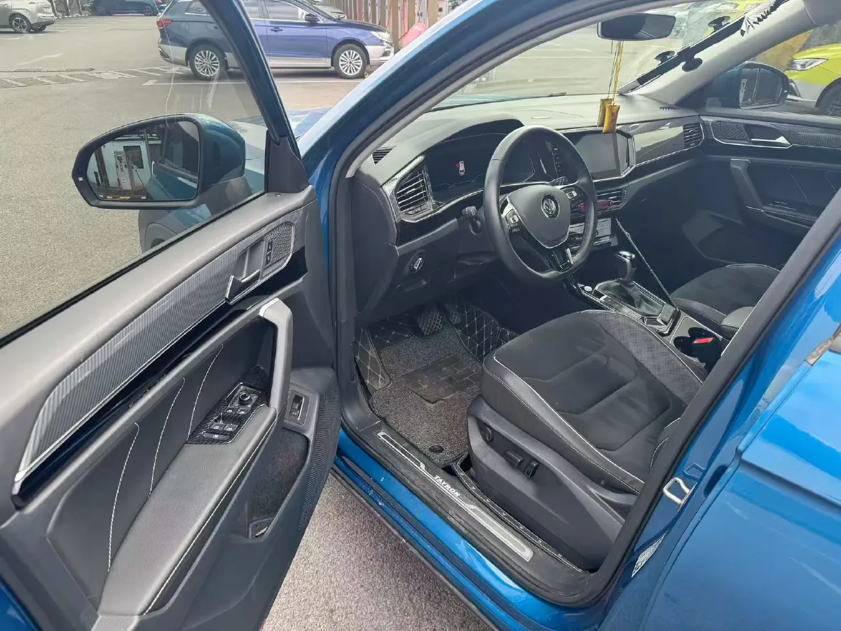 2020 Volkswagen Tayron 2.0T 186HP L4 7DCT,autocango,china used car exporter,china ev exporter,chinese used car exporter,chinese used ev exporter