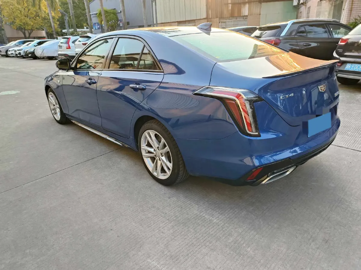 2021 Cadillac CT4 2.0T 237HP L4 8AT,autocango,china used car exporter,china ev exporter,chinese used car exporter,chinese used ev exporter