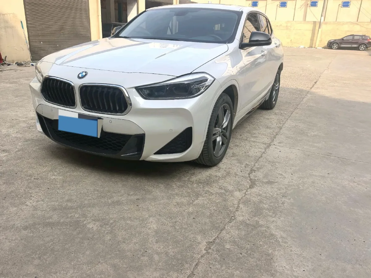 2022 BMW X2 2.0T 192HP L4 7DCT,autocango,china used car exporter,china ev exporter,chinese used car exporter,chinese used ev exporter