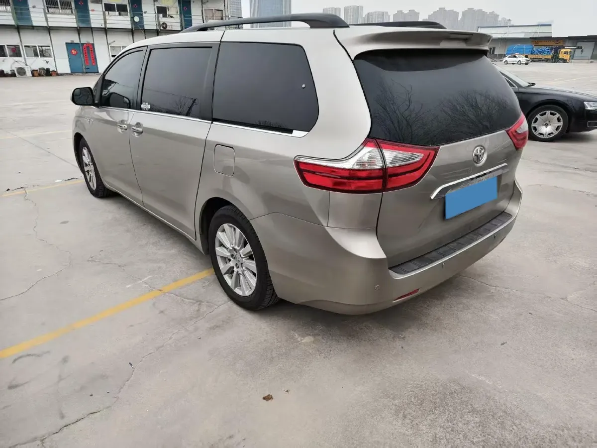2017 Foton Sauvana 2.8T 177HP L4 6AT,autocango,china used car exporter,china ev exporter,chinese used car exporter,chinese used ev exporter