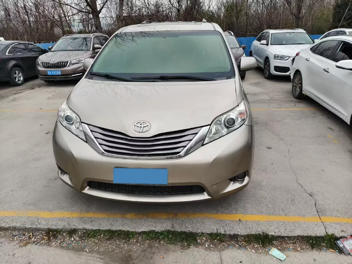 2017 Foton Sauvana 2.8T 177HP L4 6AT,autocango,china used car exporter,china ev exporter,chinese used car exporter,chinese used ev exporter