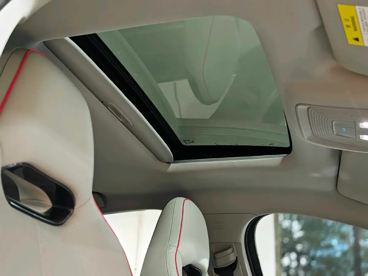 2022 Roewe RX5 MAX 1.5T 181HP L4 6AT,autocango,china used car exporter,china ev exporter,chinese used car exporter,chinese used ev exporter