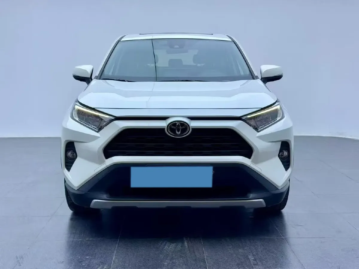 2021 Toyota RAV4 2.0L 171HP L4 CVT,autocango,china used car exporter,china ev exporter,chinese used car exporter,chinese used ev exporter