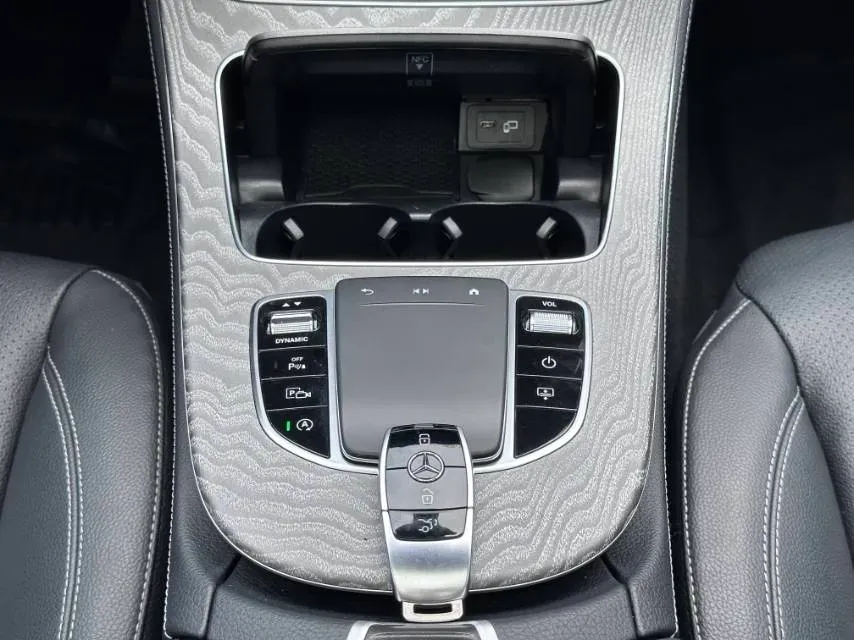 2021 Mercedes-Benz E Class 2.0T 258HP L4 9AT,autocango,china used car exporter,china ev exporter,chinese used car exporter,chinese used ev exporter