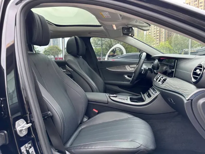 2021 Mercedes-Benz E Class 2.0T 258HP L4 9AT,autocango,china used car exporter,china ev exporter,chinese used car exporter,chinese used ev exporter