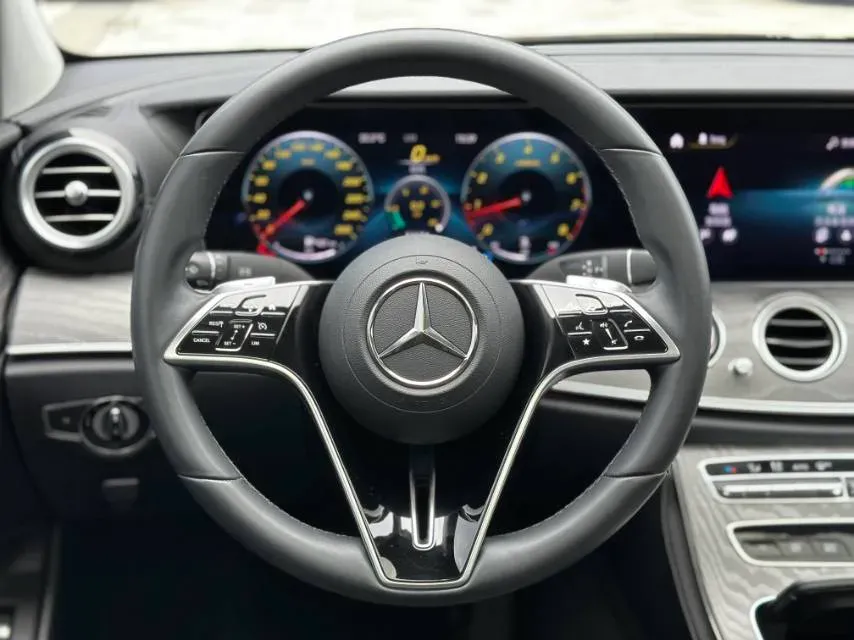 2021 Mercedes-Benz E Class 2.0T 258HP L4 9AT,autocango,china used car exporter,china ev exporter,chinese used car exporter,chinese used ev exporter