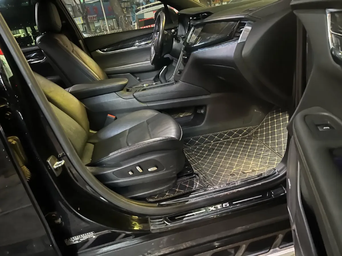 2020 Cadillac XT6 2.0T 237HP L4 9AT,autocango,china used car exporter,china ev exporter,chinese used car exporter,chinese used ev exporter