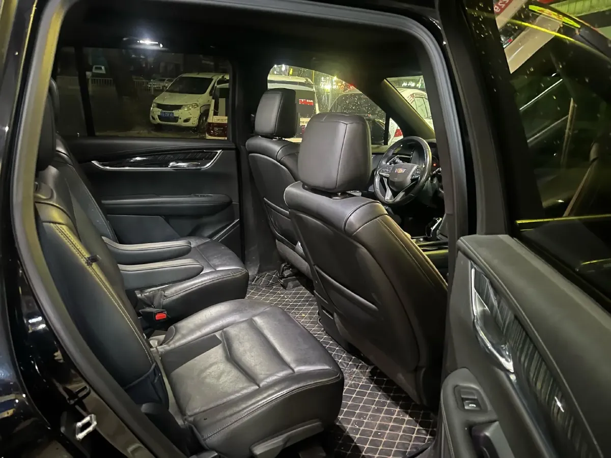 2020 Cadillac XT6 2.0T 237HP L4 9AT,autocango,china used car exporter,china ev exporter,chinese used car exporter,chinese used ev exporter