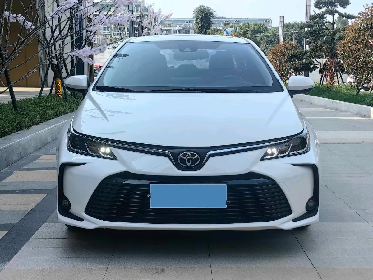 2021 Toyota Corolla 1.2T 116HP L4 CVT,autocango,china used car exporter,china ev exporter,chinese used car exporter,chinese used ev exporter