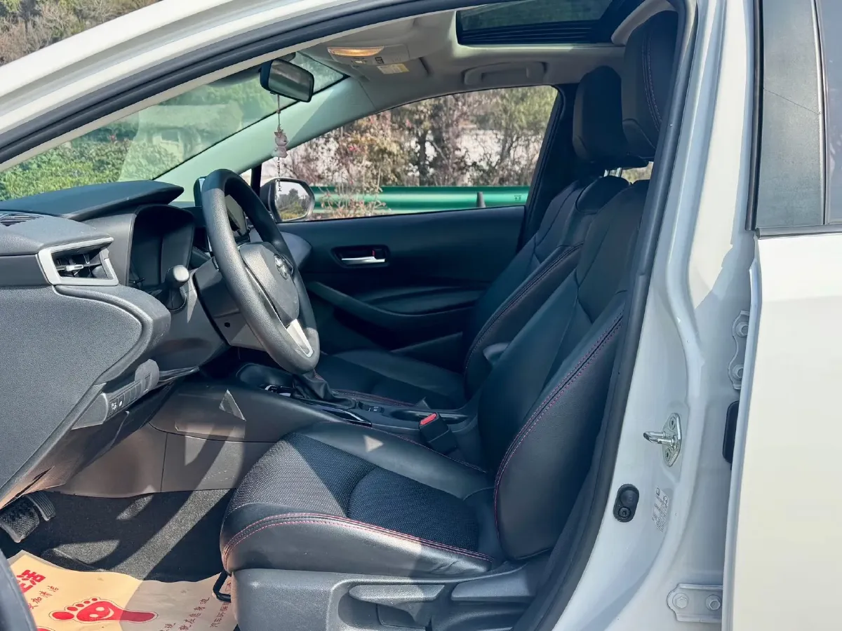 2021 Toyota Corolla 1.2T 116HP L4 CVT,autocango,china used car exporter,china ev exporter,chinese used car exporter,chinese used ev exporter