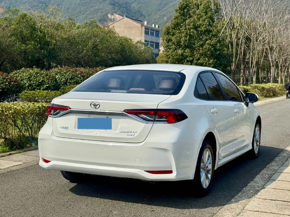 2021 Toyota Corolla 1.2T 116HP L4 CVT,autocango,china used car exporter,china ev exporter,chinese used car exporter,chinese used ev exporter