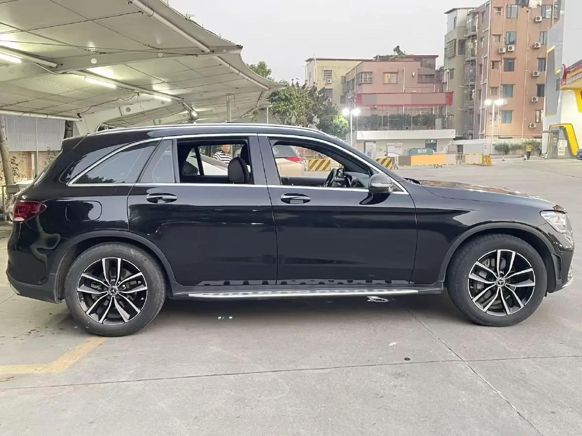 2021 Mercedes-Benz GLC Class 2.0T 258HP L4 9AT,autocango,china used car exporter,china ev exporter,chinese used car exporter,chinese used ev exporter