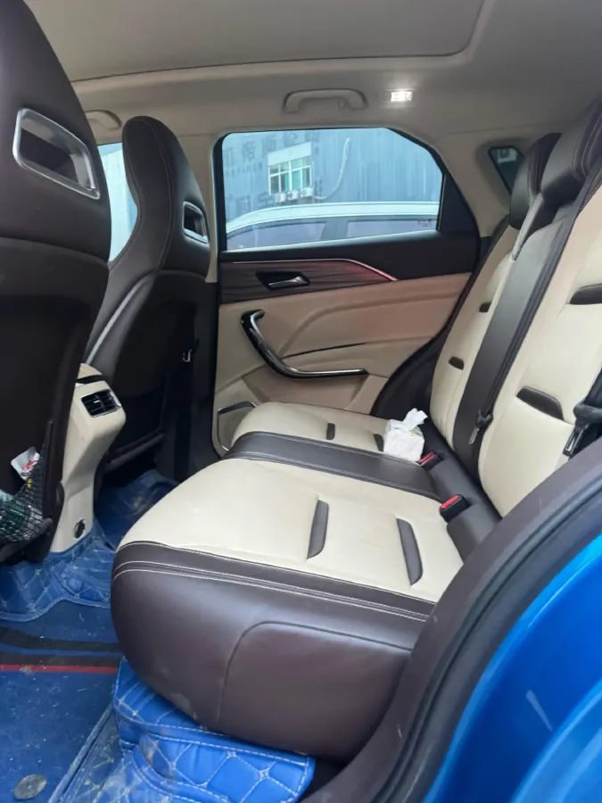 2020 Bestune T77 1.5T 169HP L4 7DCT,autocango,china used car exporter,china ev exporter,chinese used car exporter,chinese used ev exporter