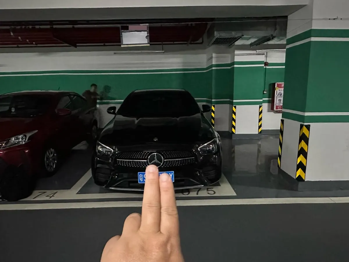 2023 Mercedes-Benz E Class 2.0T 197HP L4 9AT,autocango,china used car exporter,china ev exporter,chinese used car exporter,chinese used ev exporter