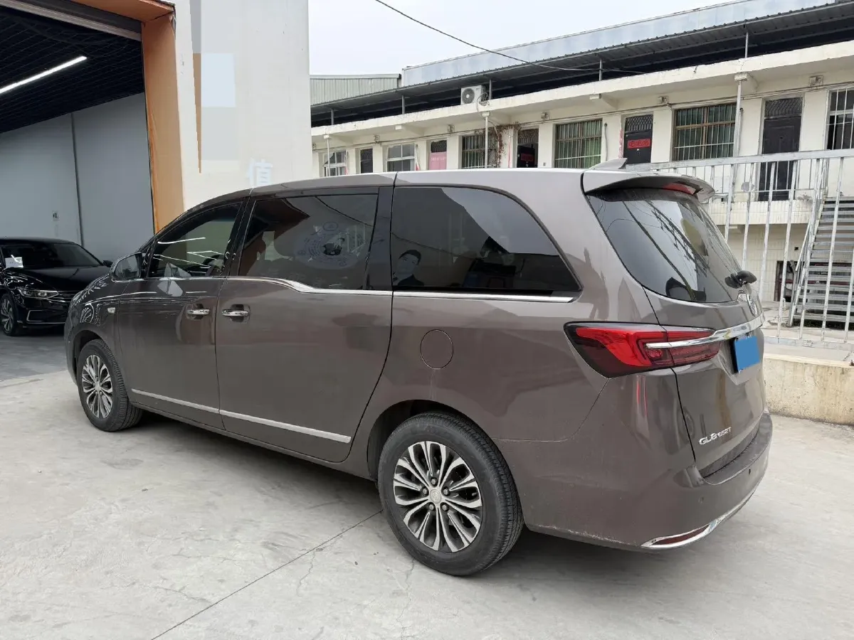 2021 Buick GL8 2.0T 237HP L4 9AT,autocango,china used car exporter,china ev exporter,chinese used car exporter,chinese used ev exporter