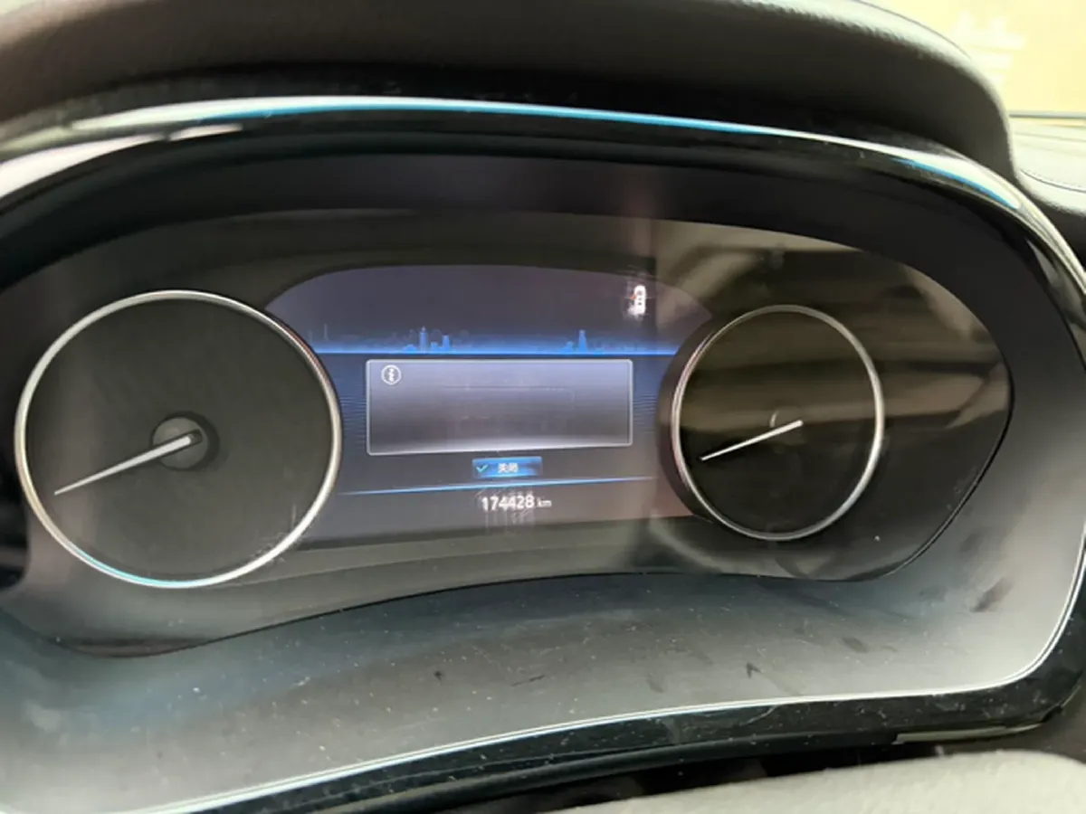 2021 Buick GL8 2.0T 237HP L4 9AT,autocango,china used car exporter,china ev exporter,chinese used car exporter,chinese used ev exporter