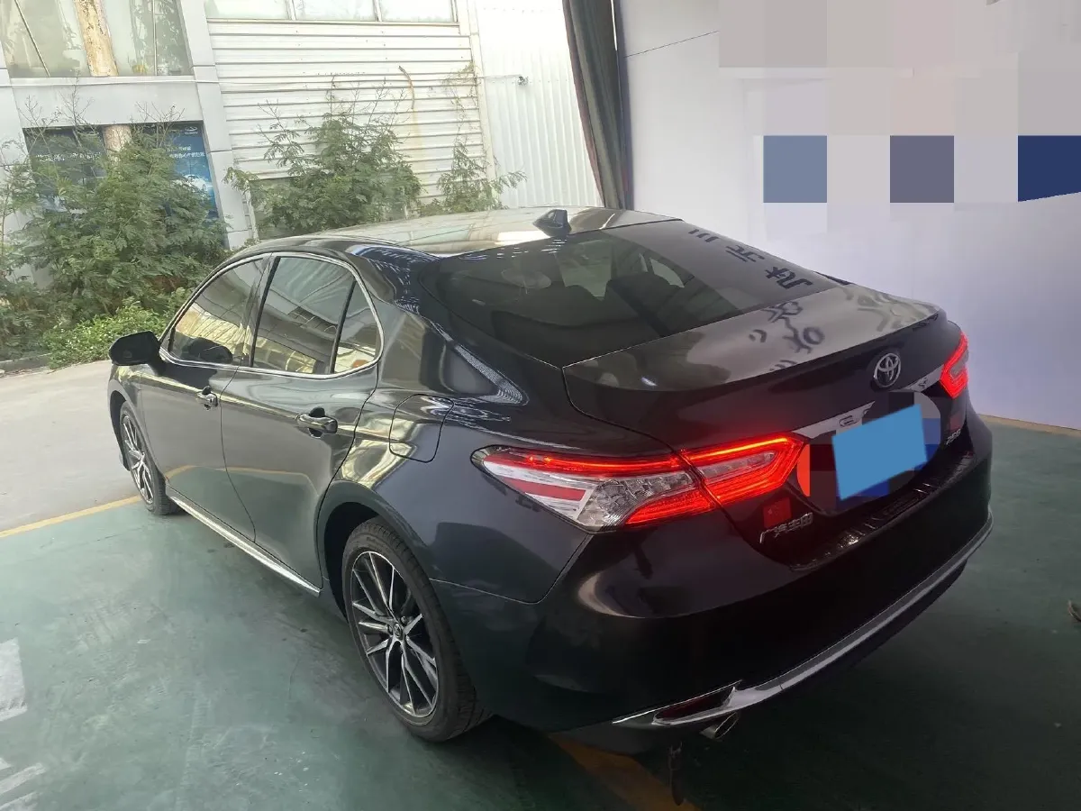 2021 Toyota Camry 2.5L 209HP L4 8AT,autocango,china used car exporter,china ev exporter,chinese used car exporter,chinese used ev exporter