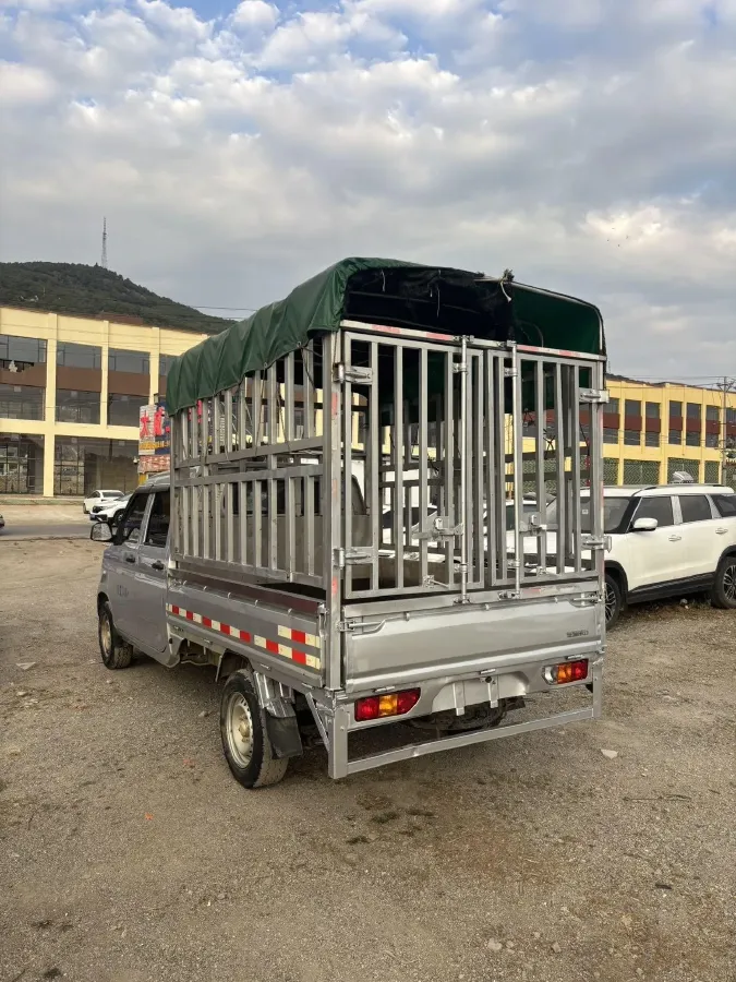 2019 WuLing RongGuang New Truck 1.8L 133HP L4 5MT,autocango,china used car exporter,china ev exporter,chinese used car exporter,chinese used ev exporter