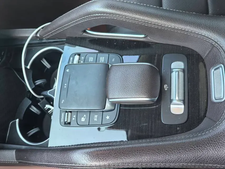 2020 Mercedes-Benz GLE Class 2.0T 258HP L4 9AT,autocango,china used car exporter,china ev exporter,chinese used car exporter,chinese used ev exporter