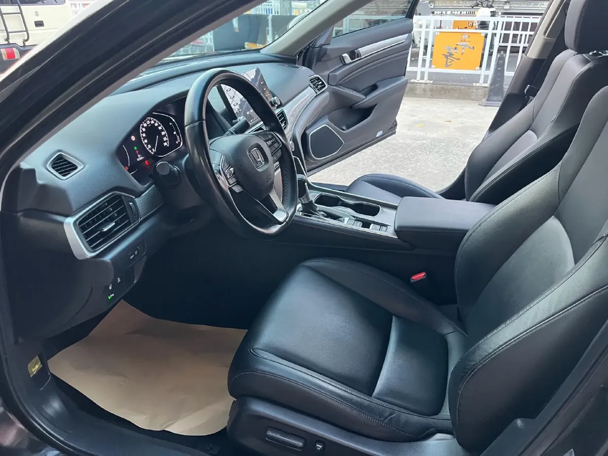 2018 Honda Accord 1.5T 194HP L4 CVT,autocango,china used car exporter,china ev exporter,chinese used car exporter,chinese used ev exporter