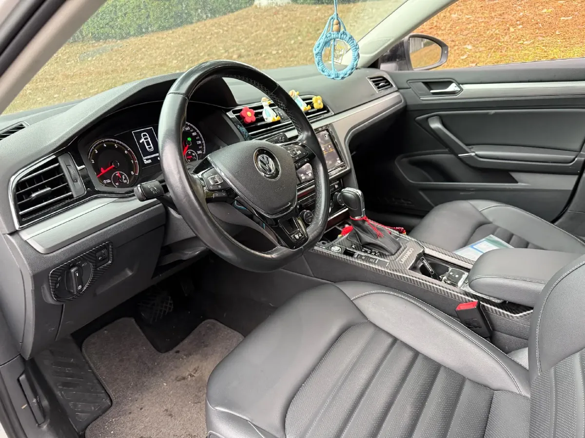 2019 Volkswagen Passat 1.4T 150HP L4 7DCT,autocango,china used car exporter,china ev exporter,chinese used car exporter,chinese used ev exporter