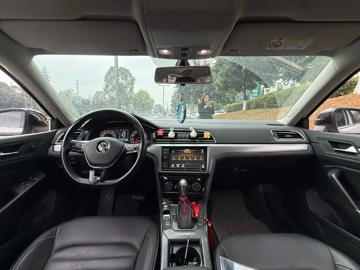 2019 Volkswagen Passat 1.4T 150HP L4 7DCT,autocango,china used car exporter,china ev exporter,chinese used car exporter,chinese used ev exporter