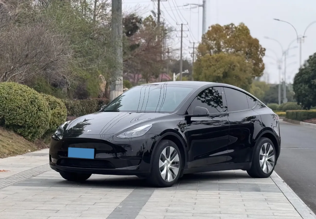 2022 Tesla Model Y BEV 60KWH,autocango,china used car exporter,china ev exporter,chinese used car exporter,chinese used ev exporter
