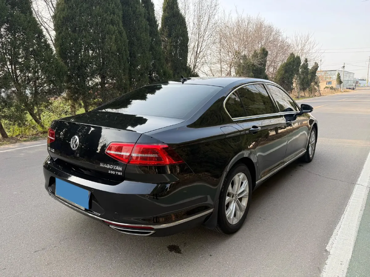 2019 Volkswagen Magotan 2.0T 186HP L4 7DCT,autocango,china used car exporter,china ev exporter,chinese used car exporter,chinese used ev exporter