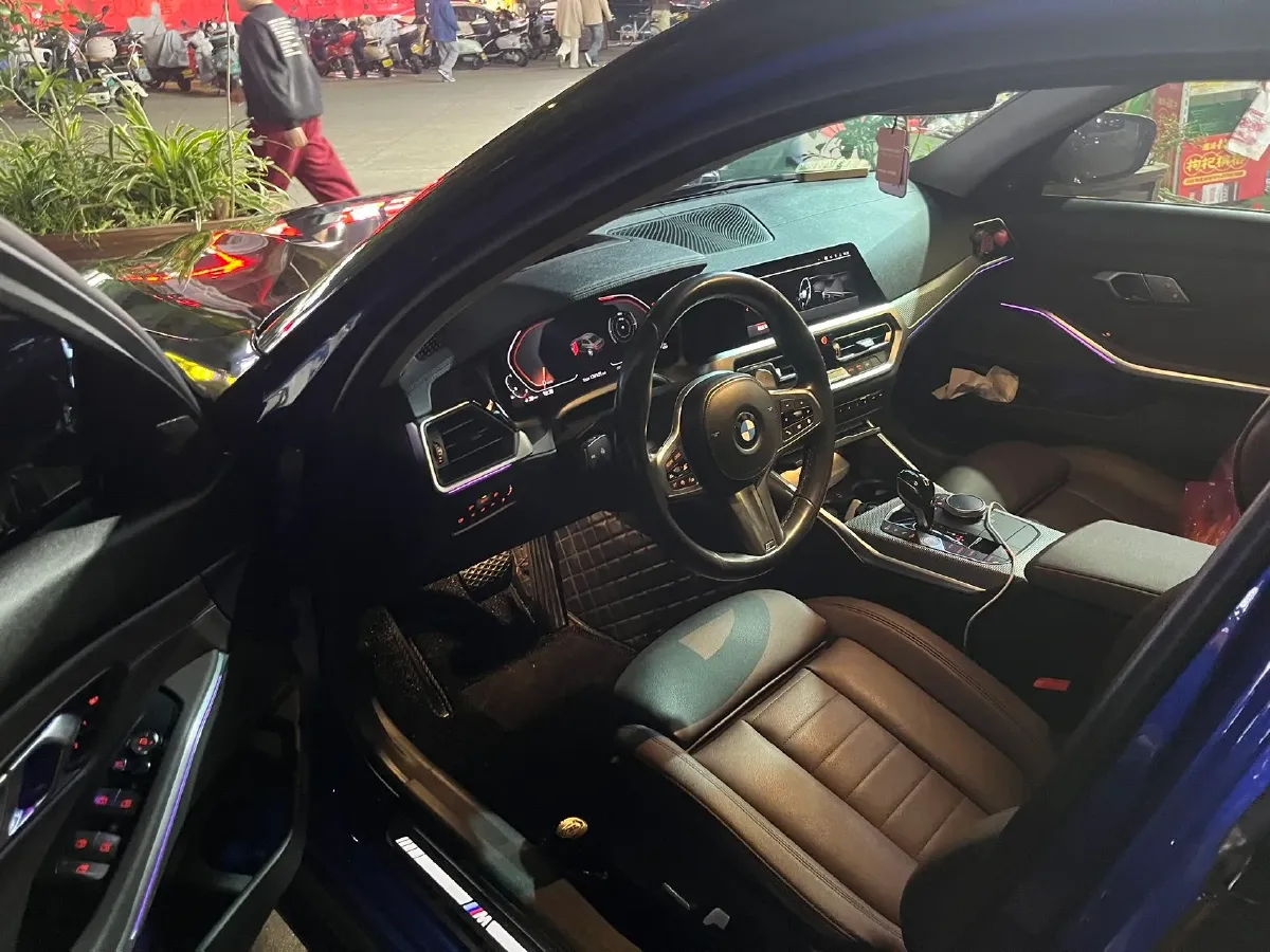 2020 BMW 3 Series 2.0T 258HP L4 8AT,autocango,china used car exporter,china ev exporter,chinese used car exporter,chinese used ev exporter