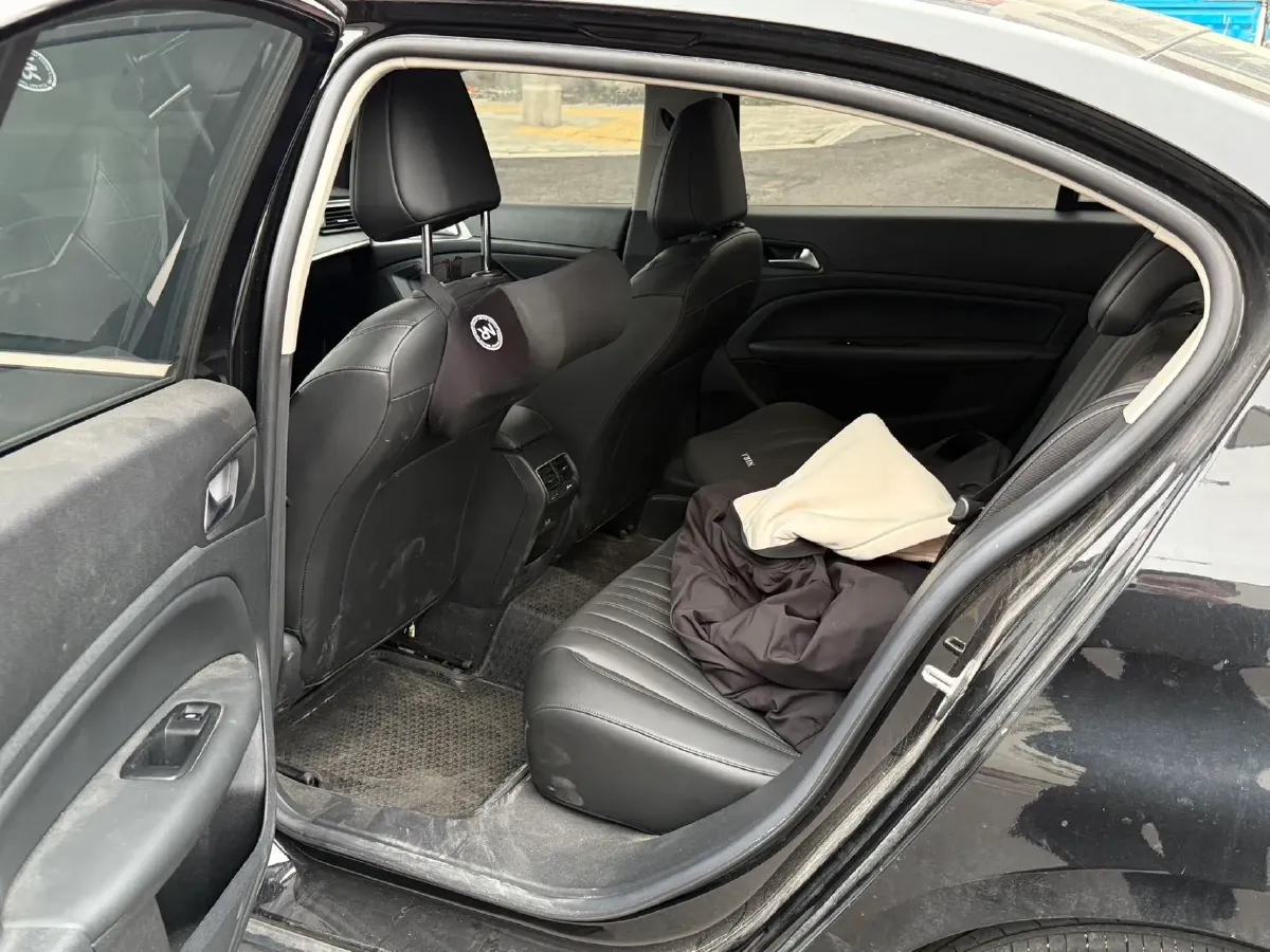 2022 Peugeot 408 1.6T 170HP L4 6AT,autocango,china used car exporter,china ev exporter,chinese used car exporter,chinese used ev exporter