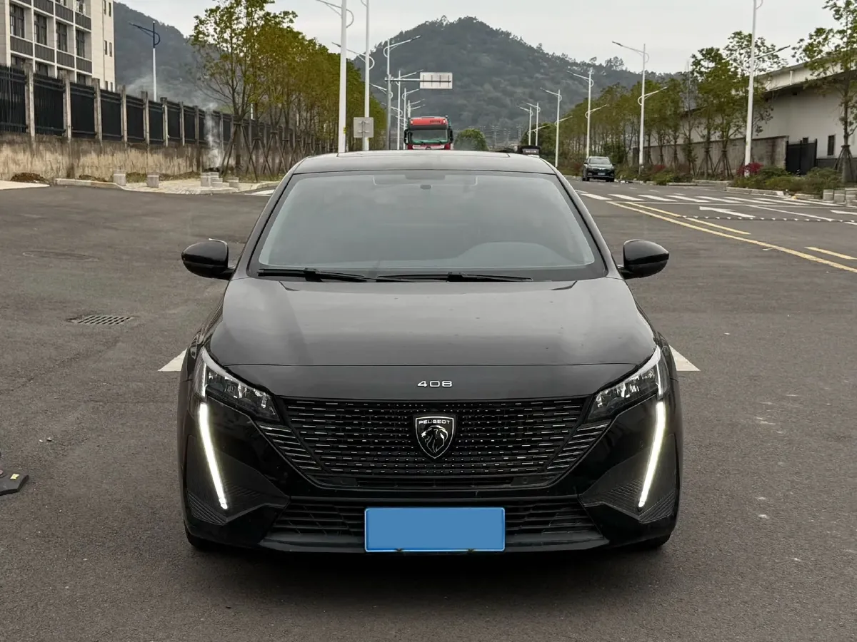 2022 Peugeot 408 1.6T 170HP L4 6AT,autocango,china used car exporter,china ev exporter,chinese used car exporter,chinese used ev exporter