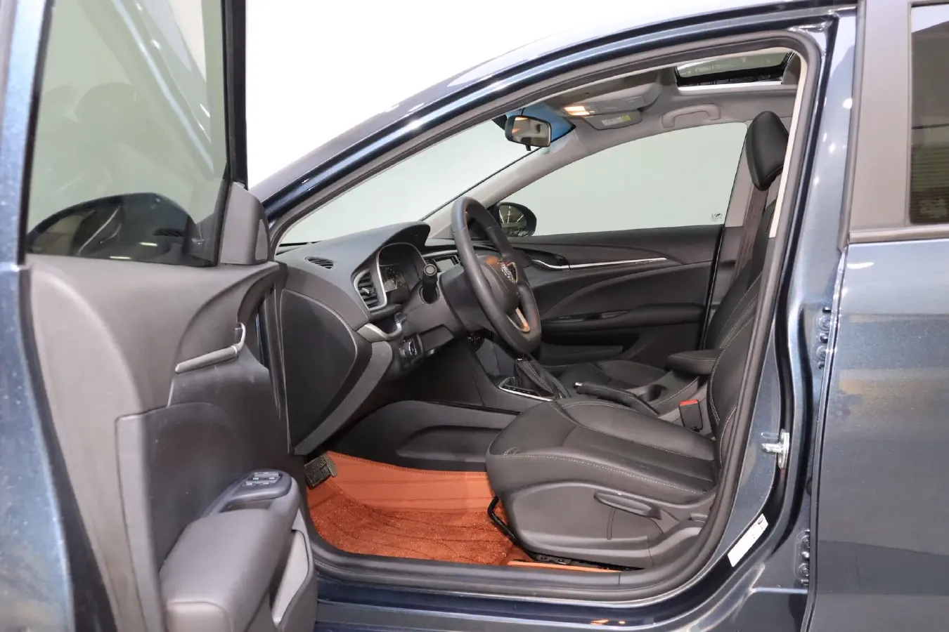 2021 Buick Excelle 1.5L 113HP L4 6AT,autocango,china used car exporter,china ev exporter,chinese used car exporter,chinese used ev exporter