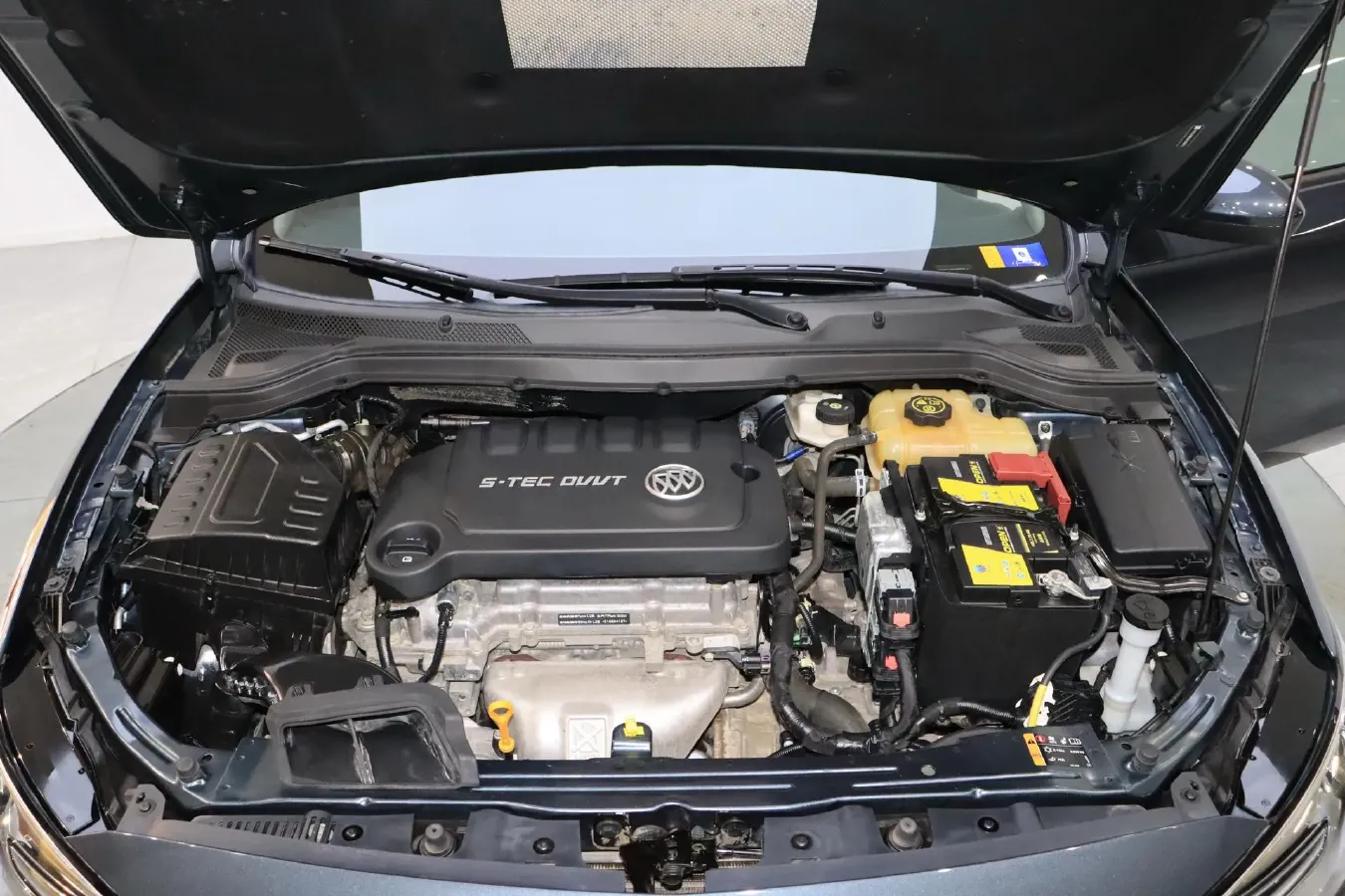 2021 Buick Excelle 1.5L 113HP L4 6AT,autocango,china used car exporter,china ev exporter,chinese used car exporter,chinese used ev exporter