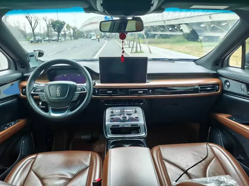 2021 Lincoln Nautilus 2.0T 245HP L4 8AT,autocango,china used car exporter,china ev exporter,chinese used car exporter,chinese used ev exporter