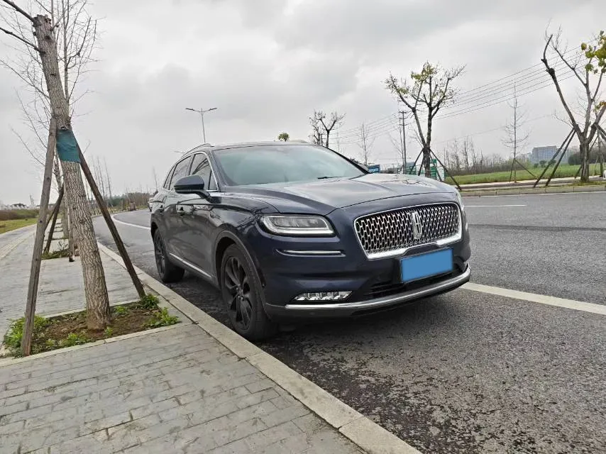 2021 Lincoln Nautilus 2.0T 245HP L4 8AT,autocango,china used car exporter,china ev exporter,chinese used car exporter,chinese used ev exporter